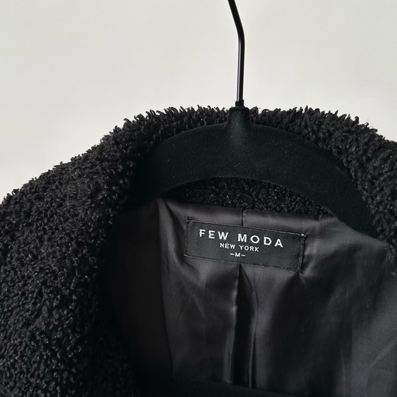 FEW MODA NEW YORK Faux Shearling Teddy Coat Cropped in Black Size-Medium - Picture 2 of 9